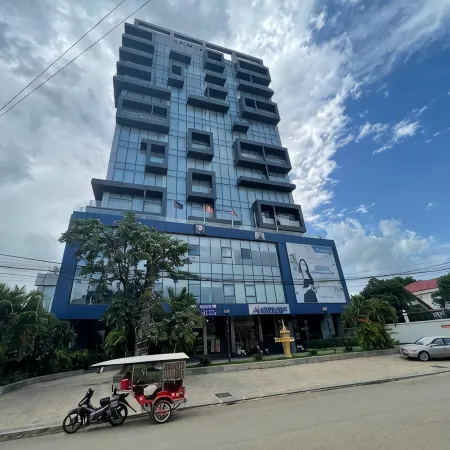 VV Hotel Kampong Cham Отели в г. Кампонгтям