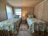 Pink Bikini Apartment with Dock, Green Turtle Cay - キッチン