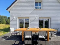 La Maison Bleue, on the Bay of the Somme, in a peaceful natural setting Hôtels à : Pendé