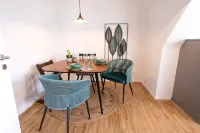 Meerjungfrau: stylish 2-room apartment, central, kitchen, bathroom, living room/bedroom