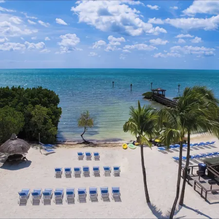 {PRIVATELY OWNED} This 2 Bedroom Has Everything You Need.with a Fantastic View. Hotels in Tavernier