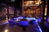 Hotel Monal Manali - Hot Tub