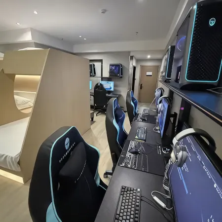 Leishen E-Sports Hotel (Zibo The Mixc Badaju)