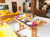 Atholhu Residence - Завтрак