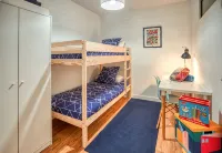2BR 500sq Comic Spirit comfy feel like home - parking