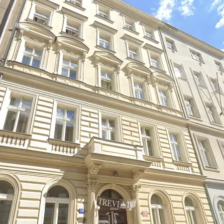 Hotel Unique Отели рядом с достопримечательностью «Винограды»