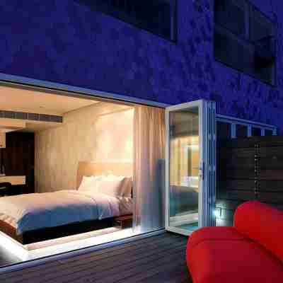 V Wanchai Serviced Apartment Hotel Exterior