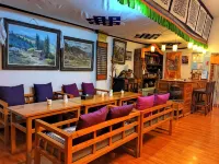 Mysterious Langmusi Hostel - breakfast