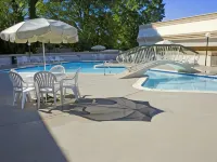 Clarion Pointe Morrow - Atlanta South Hotels in Morrow