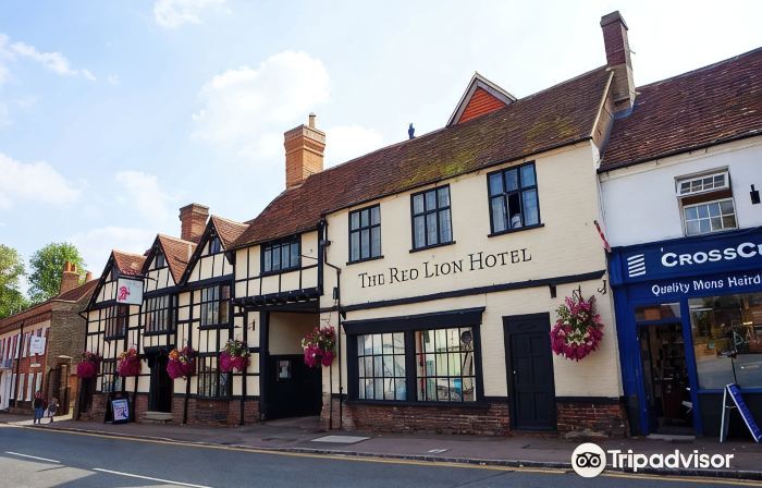 Bel and the Dragon at Red Lion Wendover