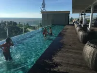 Goldenbay Hotel - С бассейном
