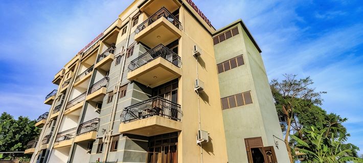 Frontiers Hotel & Conference Center Entebbe โรงแรมในเอนเทบเบ้