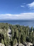 Lake Tahoe Getaway - Hot Tub, Pool, Near Beaches, Eateries, Hike, Bike & Rafting
