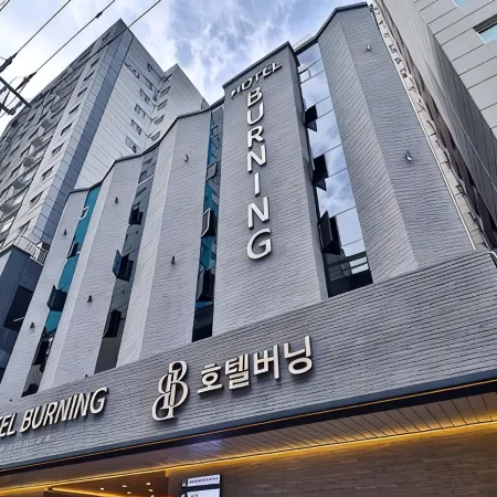 HOTEL BURNING