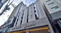 HOTEL BURNING