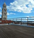 Banica Apartments & Rooms