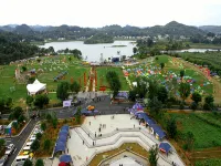 Zhenfeng 7 Days Sunshine Hotel