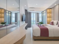 Magnificent Studio with Mall Access at Benson Supermall Mansion Apartment By Travelio Hotels near Pakuwon Mall