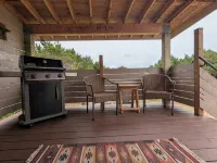 Oceanfront Home Views! Path to Beach! Dog Friendly! Great Outdoor Spaces-Updated Hotels in Grayland