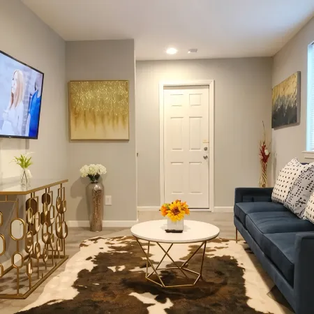 Charming 4-bedroom house with AC and WiFi in fantastic Milpitas