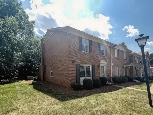 Beautiful 3 Bedroom Townhouse - 4-Star