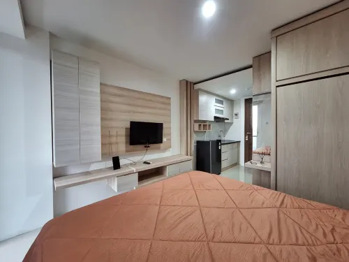 Green Park Apartment By Ferre - Condos