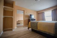 The Crossroads Hotel and Suites Irving - Jacuzzi