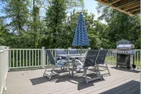 Recently renovated home in Bonnet Shores - Beach