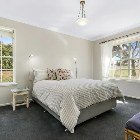 3 bedroom, two bathroom house fully equipped large kitchen, extensive lounge