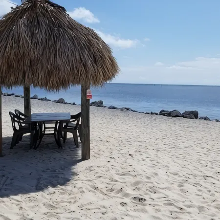 Spectacular Oceanfront Views , Free Wifi, HD Smart TV'S, Summer Special Rates