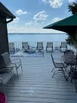 Waterfront Cottage, Large Dock Access, Beautiful Deck Views, Dog Friendly! - Wifi