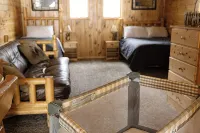 Updated, Tranquil Retreat on Round Lake - 3 Bed, 3 Bath with Sleeping Loft
