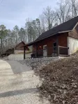 Lazy River Cabin on the edge of town only 1/2 mile from Current River ! - Chalets