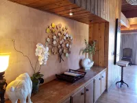 Beautiful Oceanfront Home, Gorgeous Views, jacuzzi, Deck and Patio! Best Value!