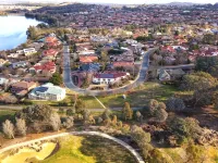 Sweet Holiday Home by the Golf Course - Bungalow
