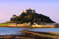 Welcoming house in the heart of West Cornwall, dog-friendly and near the beach