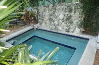 Historic Old Town  Key West Cigarmaker's Cottage - Cigar House, Sleeps 4 - Bungalow