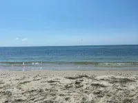 Walk to private beach, central air, wifi, 3 bedrooms.