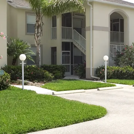 2 Bed 2 Bath First Floor Condo in Stoneybrook of Estero Golf Community Отели в г. Истеро