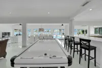 Views-Views-Views!  Intracoastal Waterfront Property Walking distance to Beach