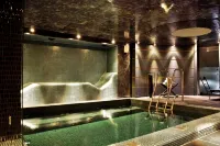 Schloss-Hotel - Pools
