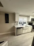 Newly Renovated Luxury 2-BD 2-BA house, AC, WiFi. Mins to NYC, EWR, Newark Distr - con encanto