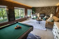 Riverstone Retreat FirePit GameRoom NewRiverGorge - 3-Star