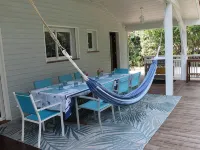 Villa  Carcans Plage 4 A 12 Personnes - Piscine 27° Borne Auto Wifi Hotels in Carcans