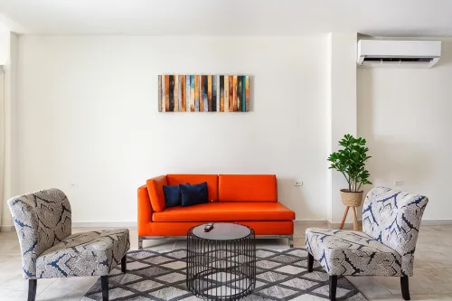 Bushiri's Long Life Building-2BD/1BA APT-Sleeps 4 - 2-Star