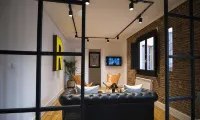 BEAUTIFUL DESIGN FLOOR IN THE CENTER FOR 6 PEOPLE - 3성급