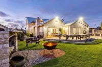 Luxurious Homestead Retreat in Tulka