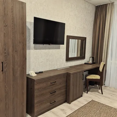 Gostinichnyij Kompleks Petrovskij Hotel Отели в г. Тихорецк