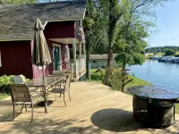 Excellent FingerLakes- Owasco Lake Waterfront Vacation Home-Kayakers Paradise!!