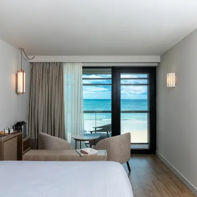 Oceania Saint Malo Hoteles cerca de Catedral de Saint-Malo
